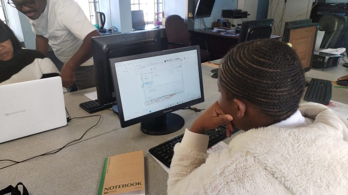 Learners at work in a NIBS session.